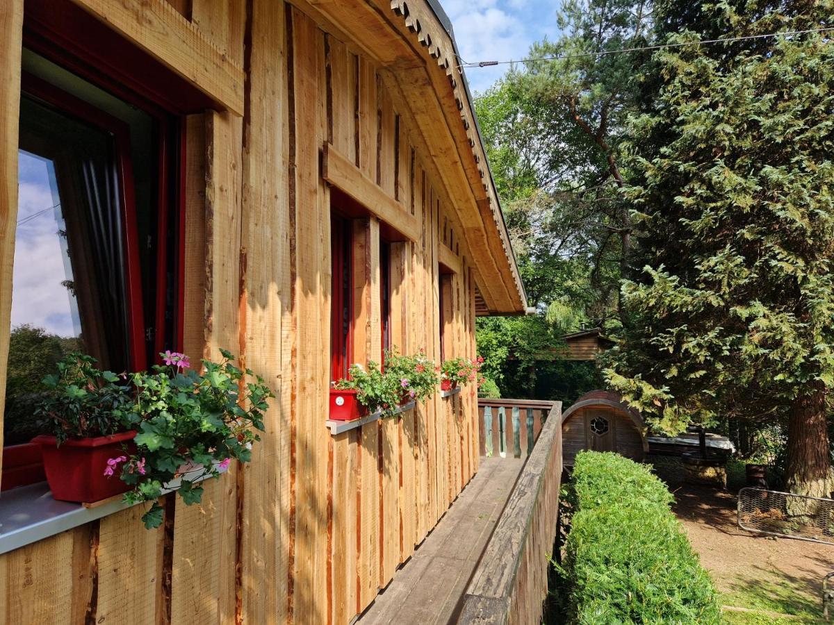 Chalet De La Foret 1 A 6 Pers Saint-Sauveur  Dış mekan fotoğraf